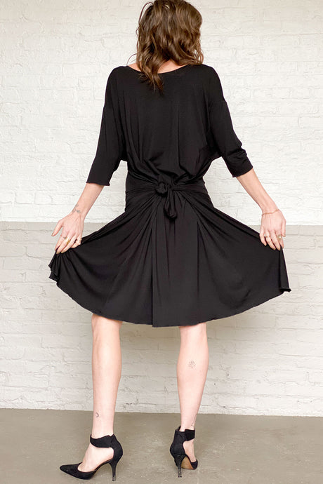 tide in tissue black with pockets tied in the back