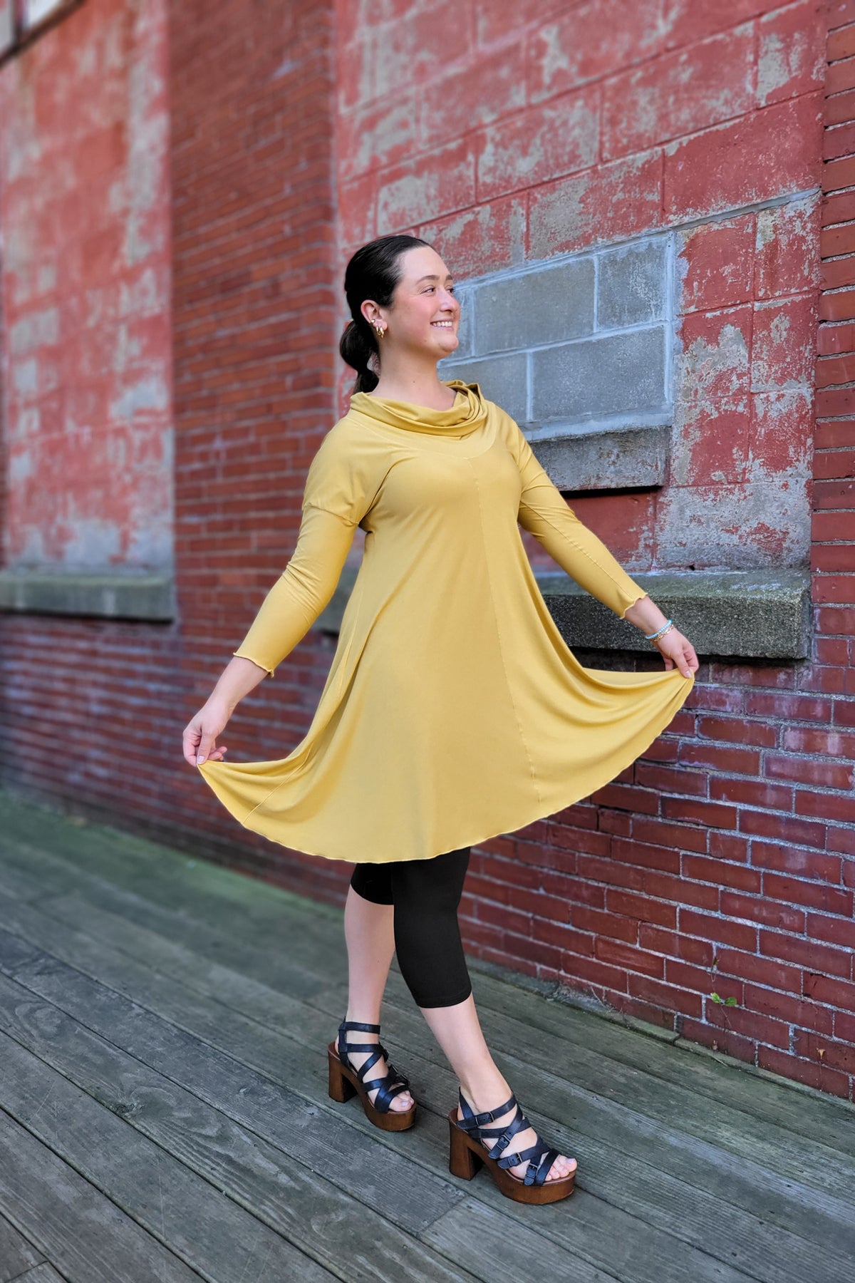 gale cowl neck tunic dress in amber