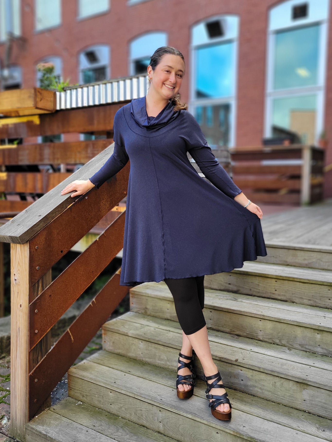 gale cowl neck tunic dress in tissue navy