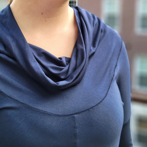 gale cowl neck tunic dress in tissue navy