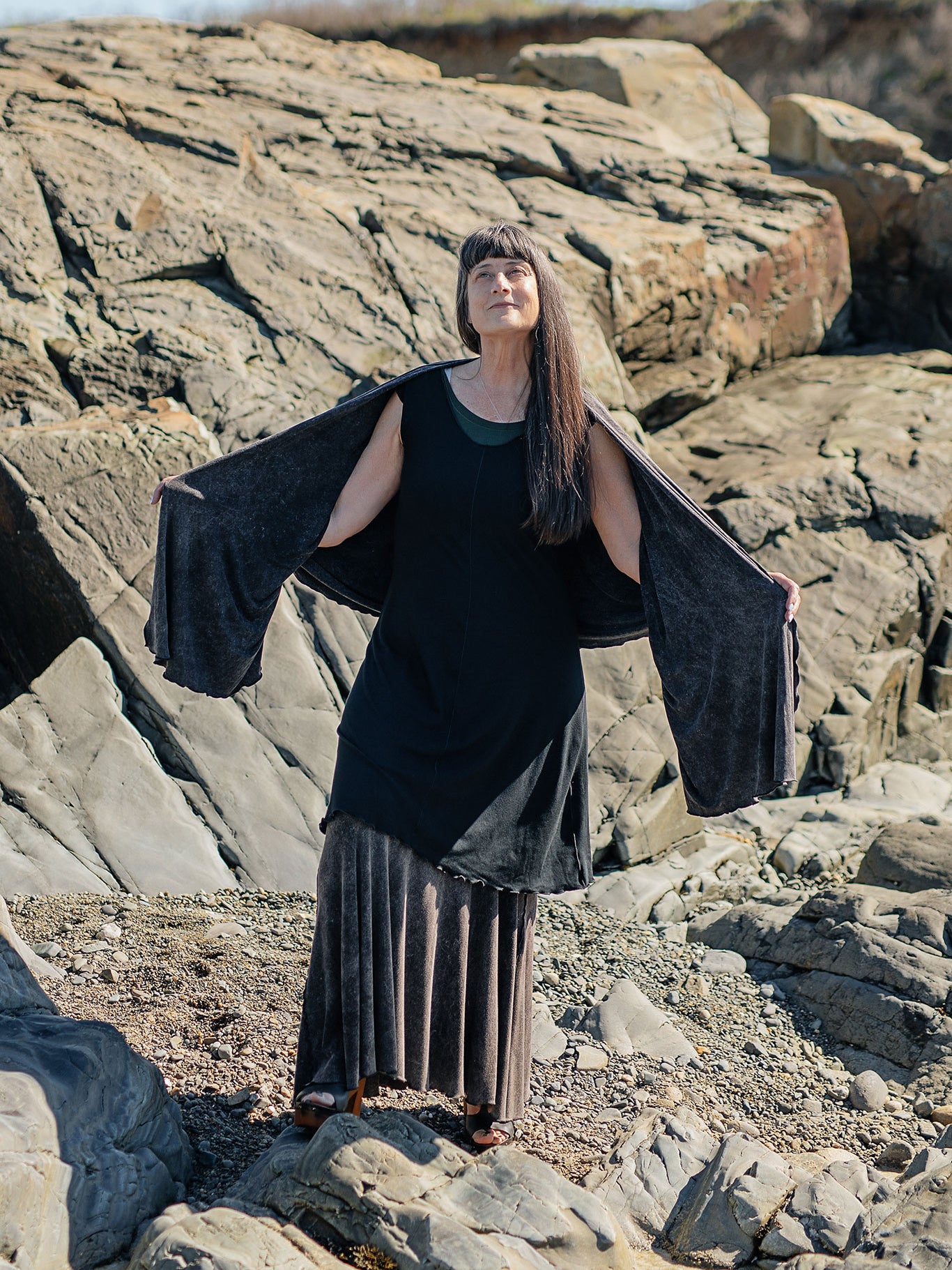  lady flirt in mineral styled with black flare + mineral flirt