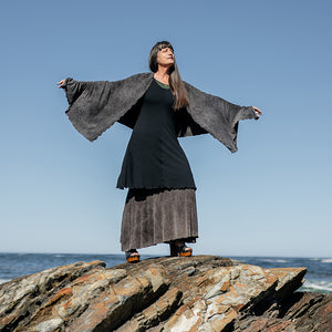 angelrox® shawl airy elegance in mineral paired with black flare + mineral flirt