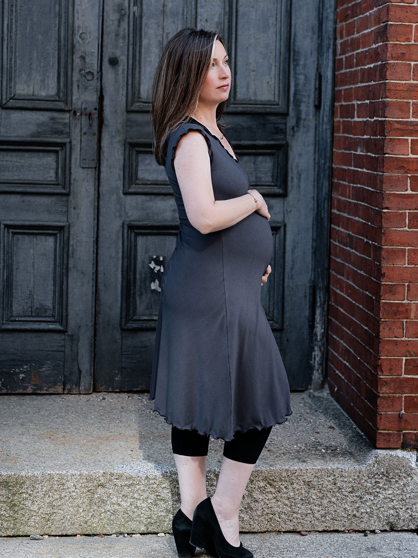 flare bias vneck in carbon