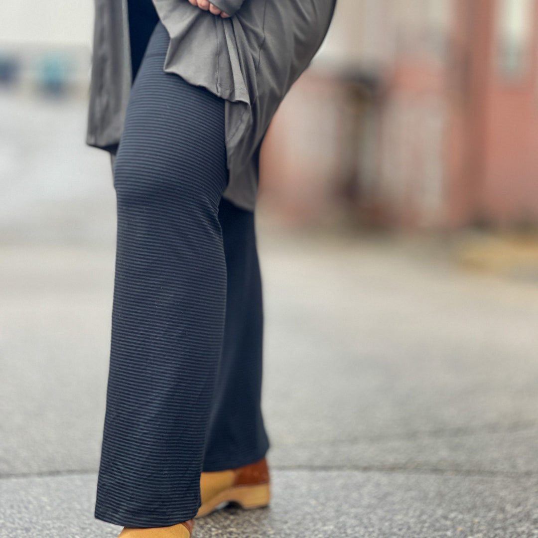 subtle black stripe suger trousers