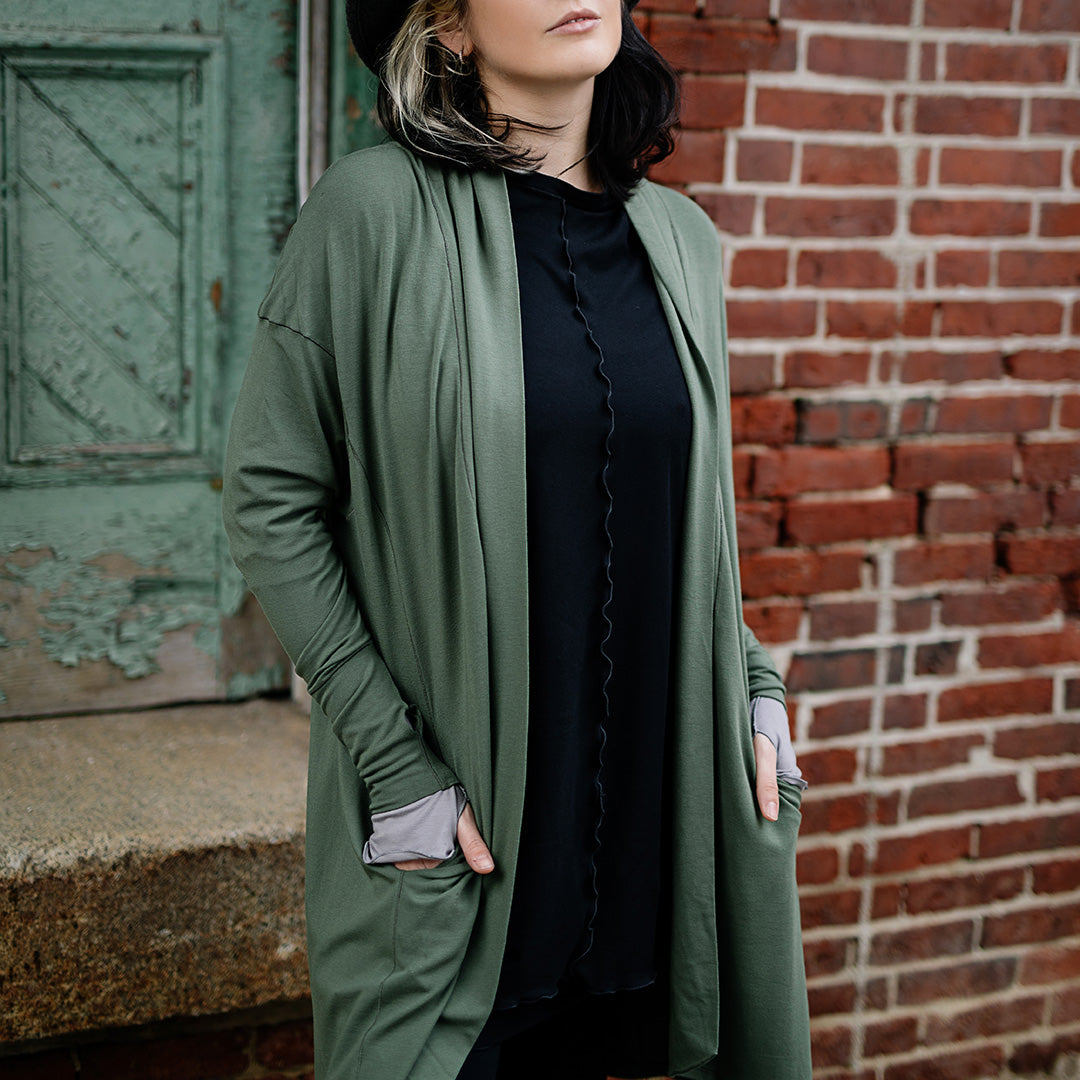 coco blazer in moss with swing top in black