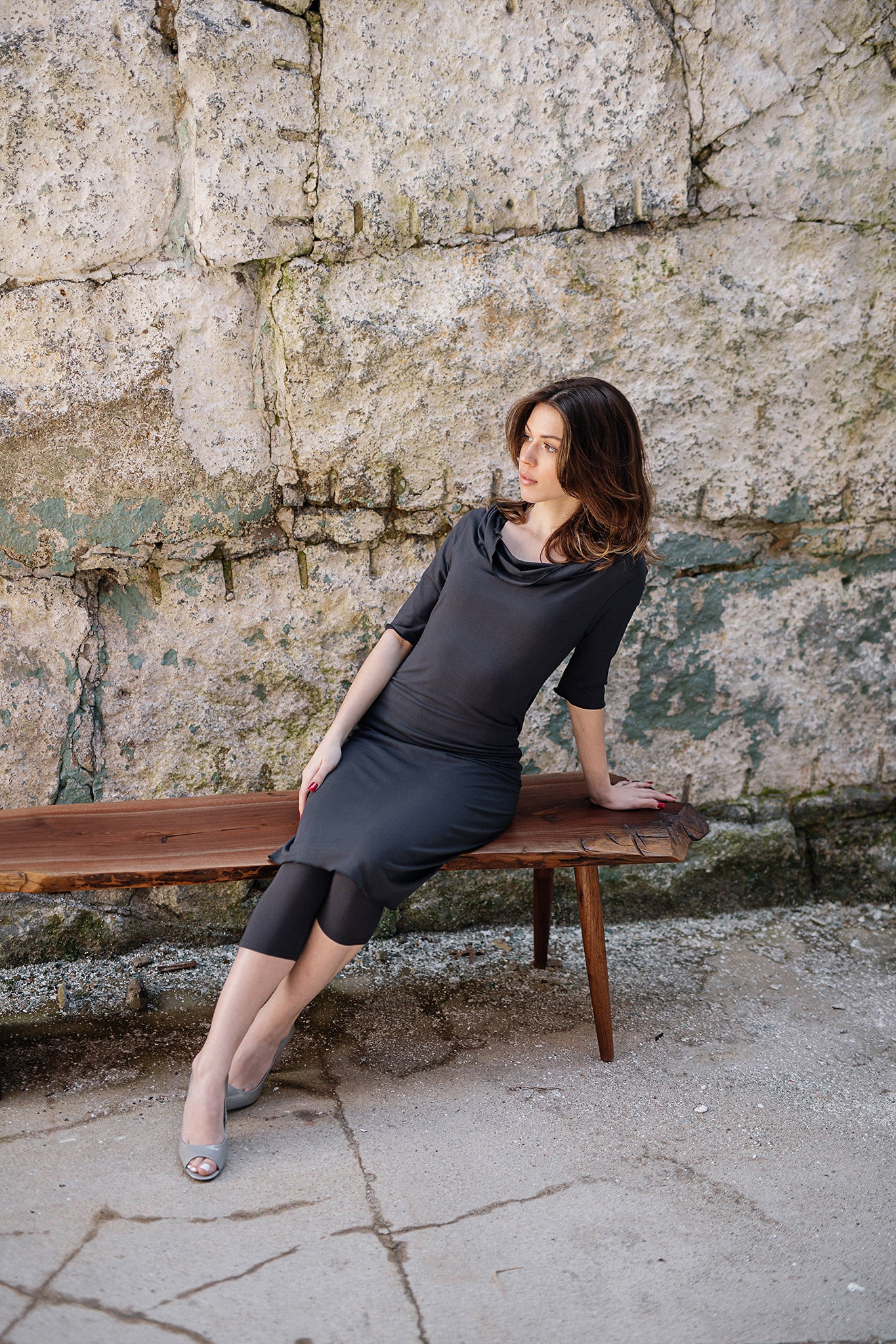 graceful dress in carbon with capri base legging in carbon