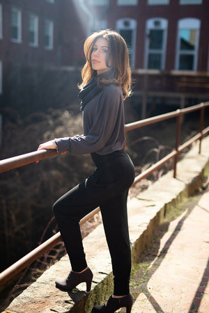 jogger in black with pop top in carbon and hourglass in midnight around neck