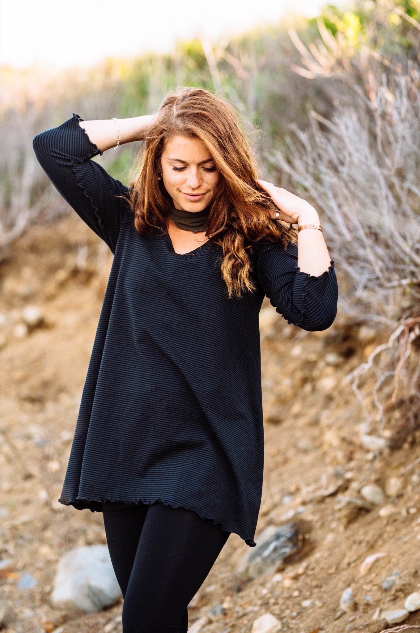swing tunic top in subtle black