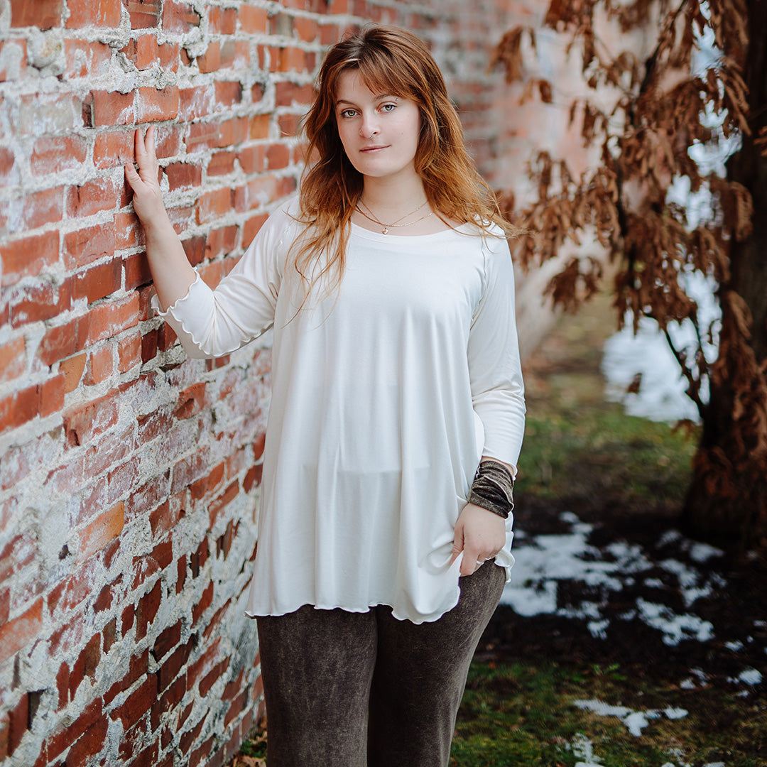 milk swing top and mineral trousers