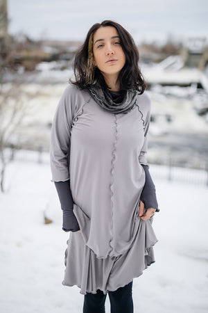 swing top and lady flirt in moon with carbon opera sleeves and mineral hourglass at neck