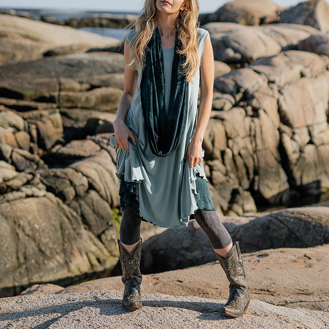 angelrox® loop infinity scarf shawl in blue mineral + glass glow 