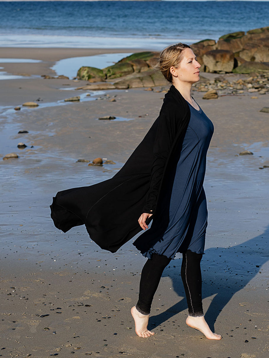 suger® garden coat tissue duster jacket in navy paired with black coat