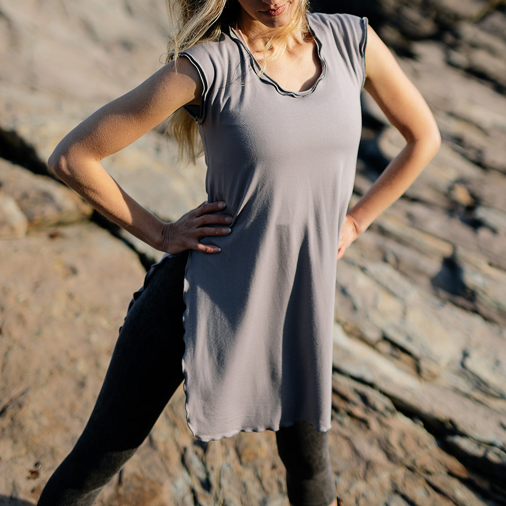 doublet layer top in moon with capri legging in mineral