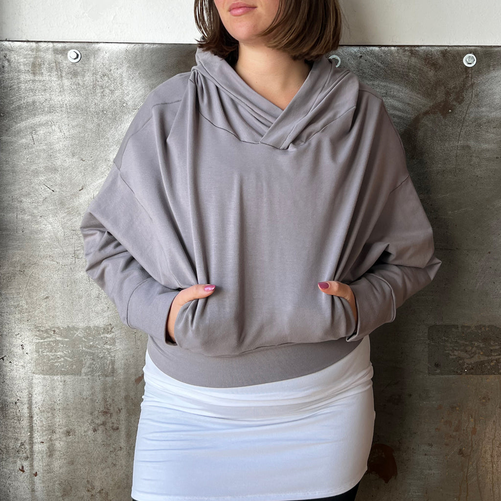 suger® maeve hooded pullover in moon