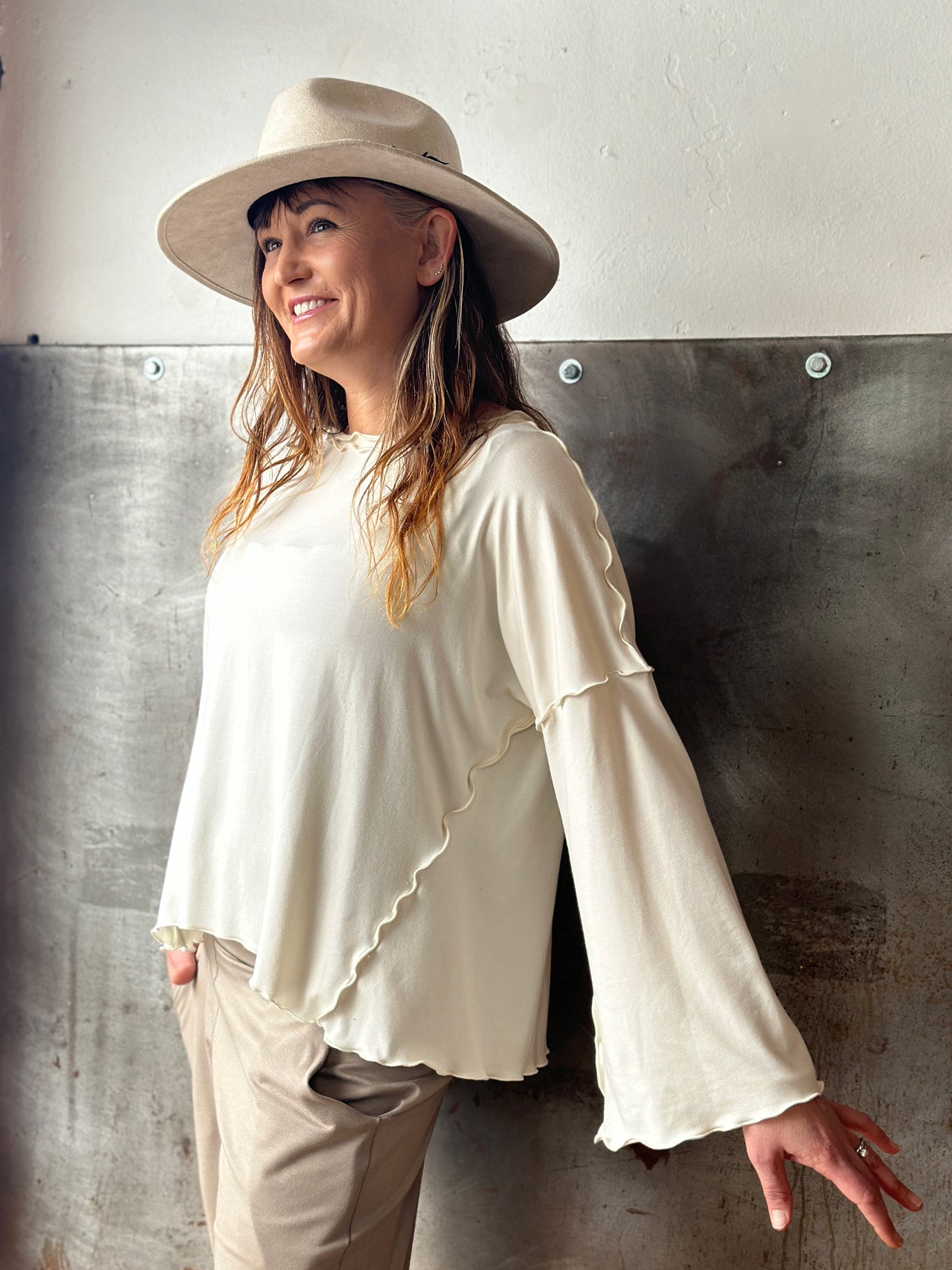 angelrox® truly in milk styled with clay joggers