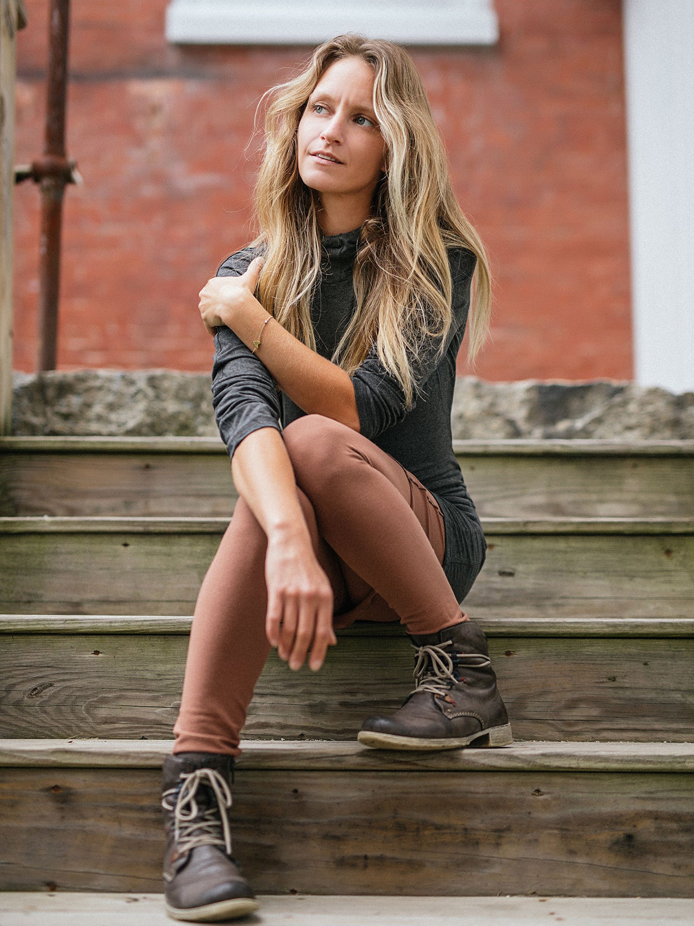 scuba hooded ski tunic in charcoal with cedar playsuit legging