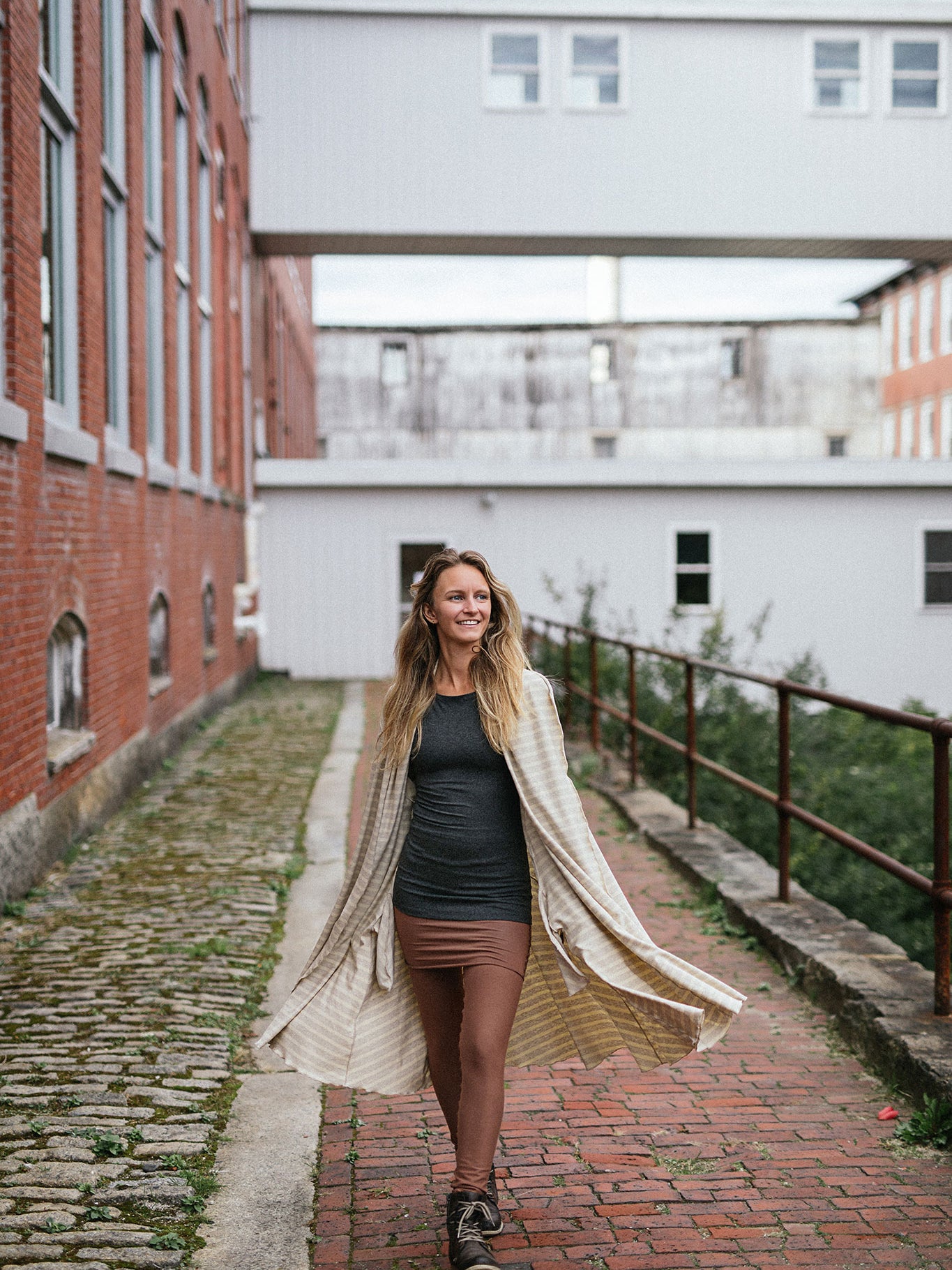 garden coat in dune over wing cap t in granite and cedar playsuit