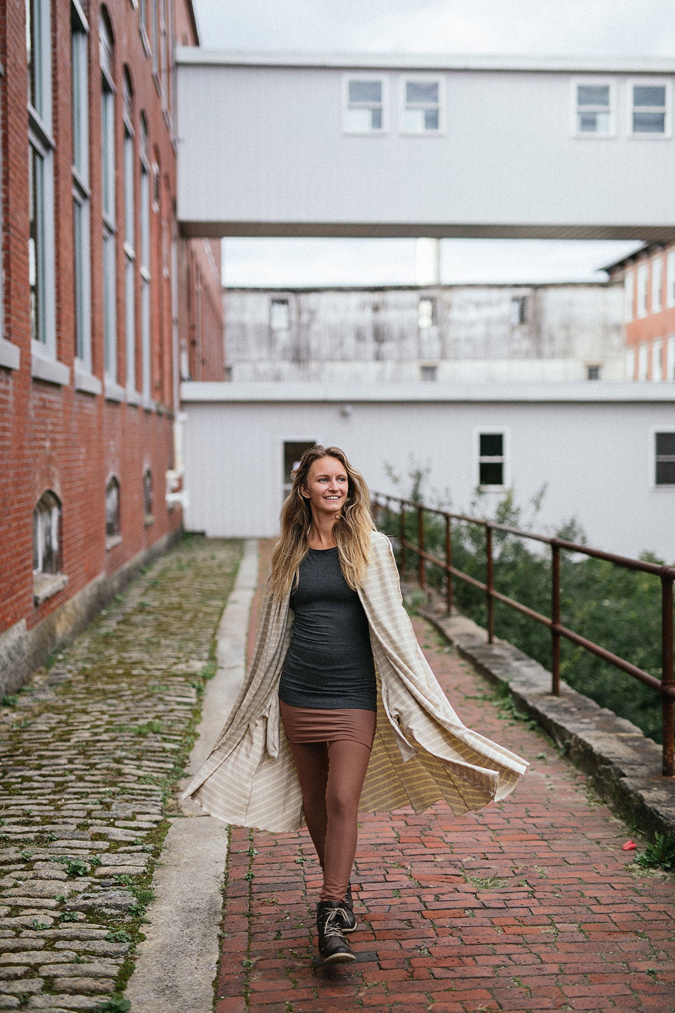 garden coat in dune over wing cap t in granite and cedar playsuit