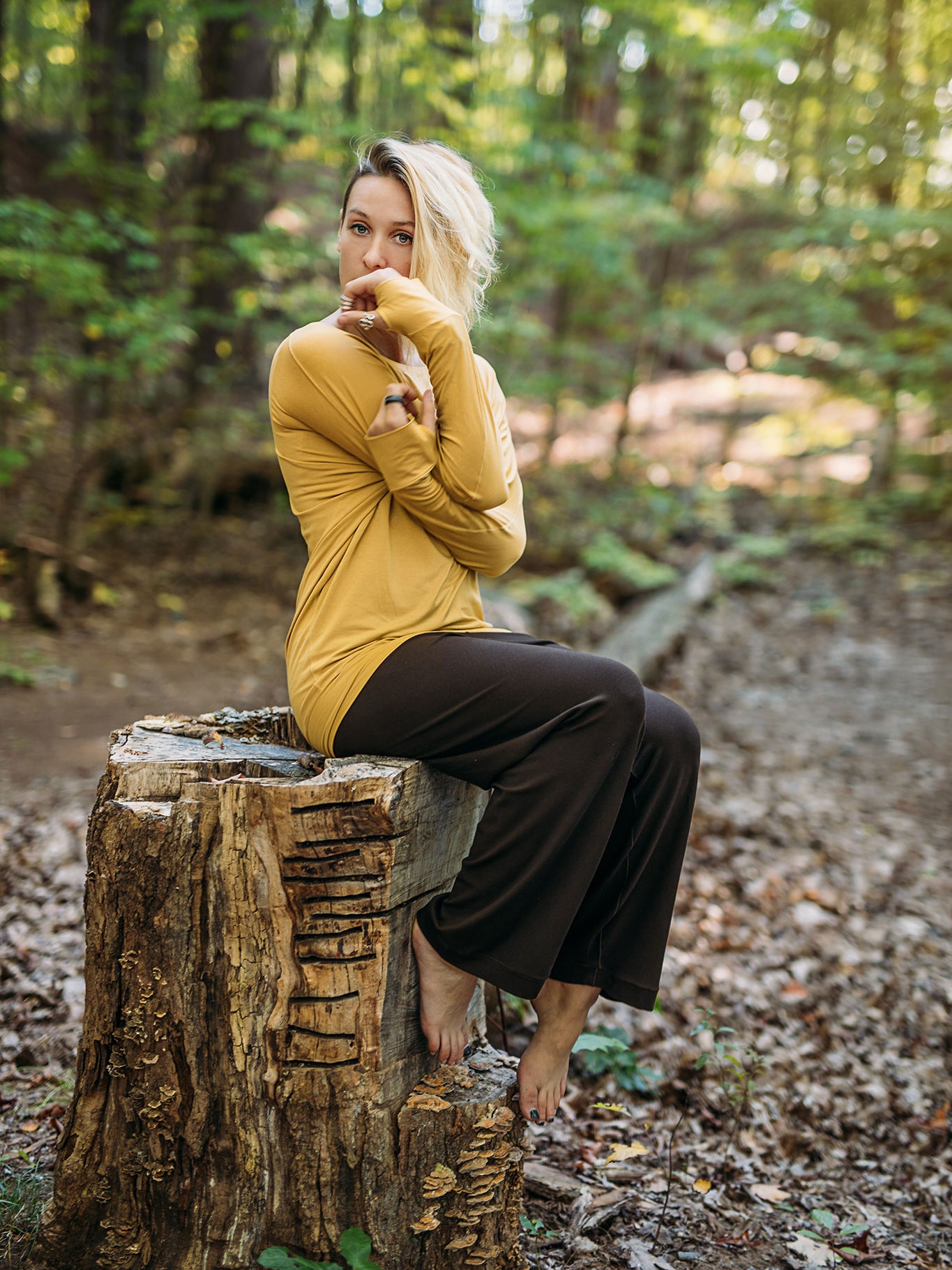 bloom pant in peat and pop top in amber