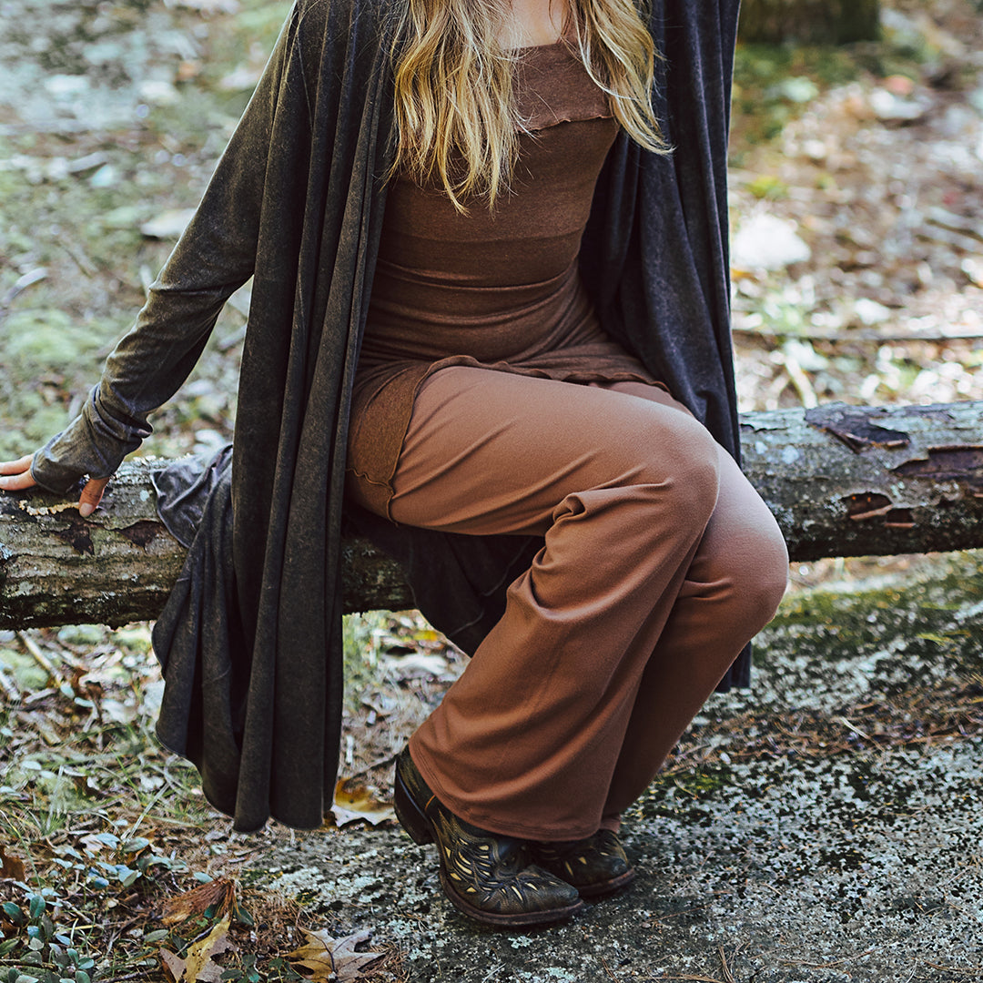 suger trouser in cedar with almond hourglass and mineral riding coat