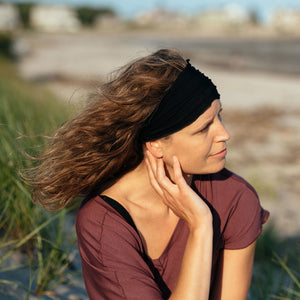 black band with lush breeze top