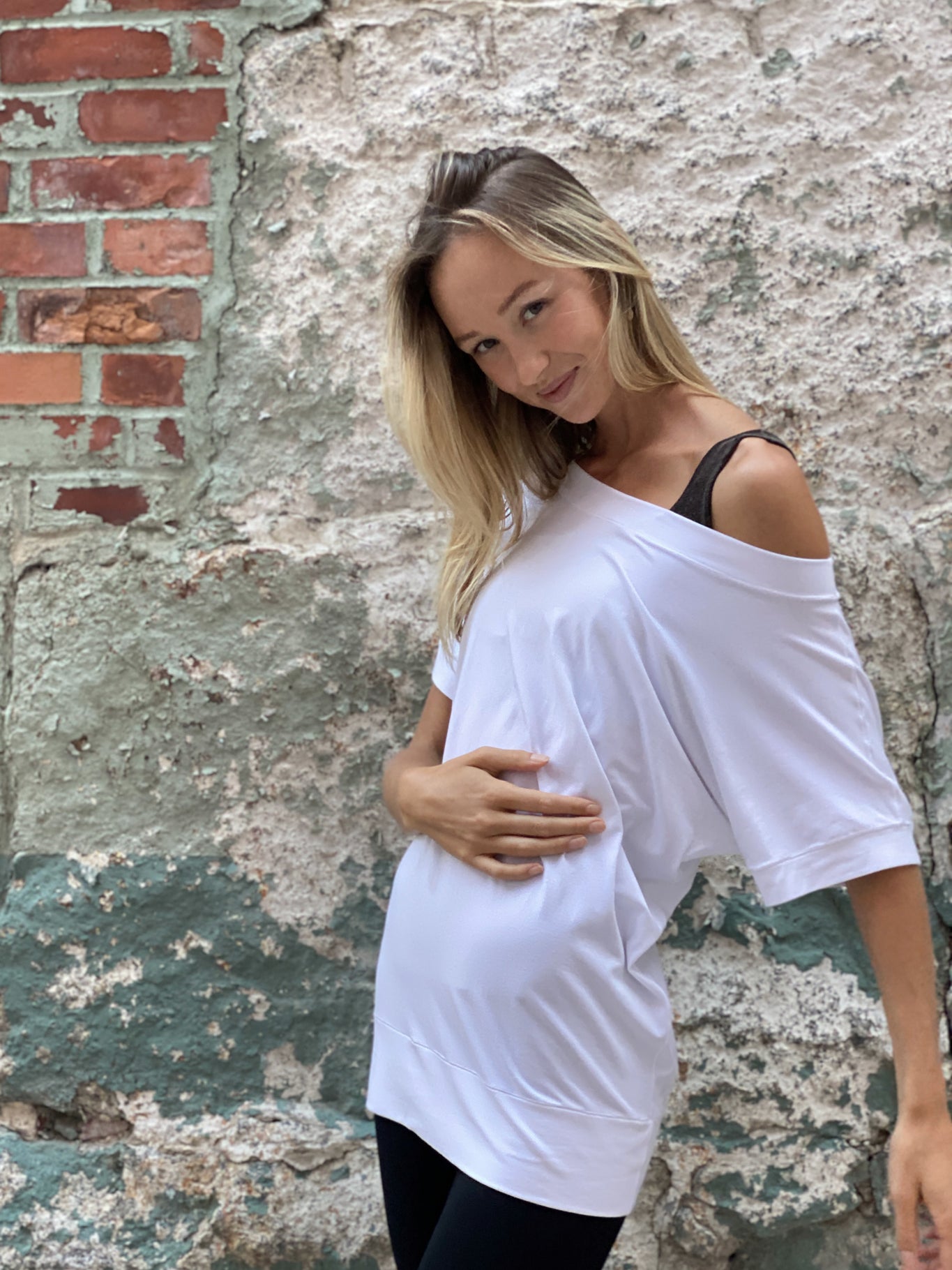 flash off shoulder top in white