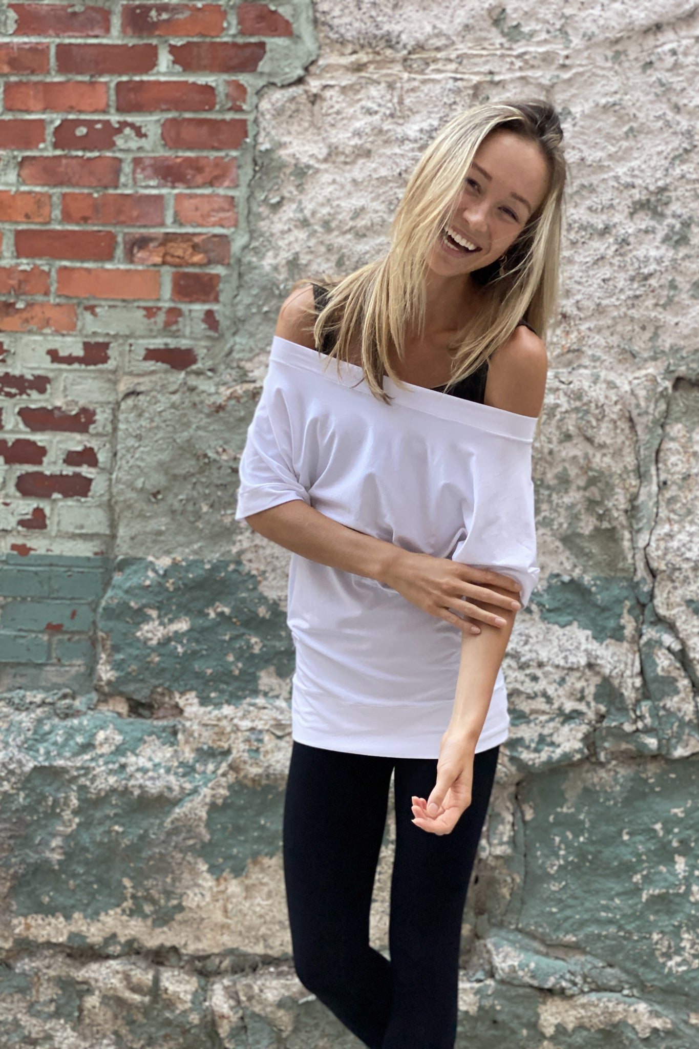 flash off shoulder top in white