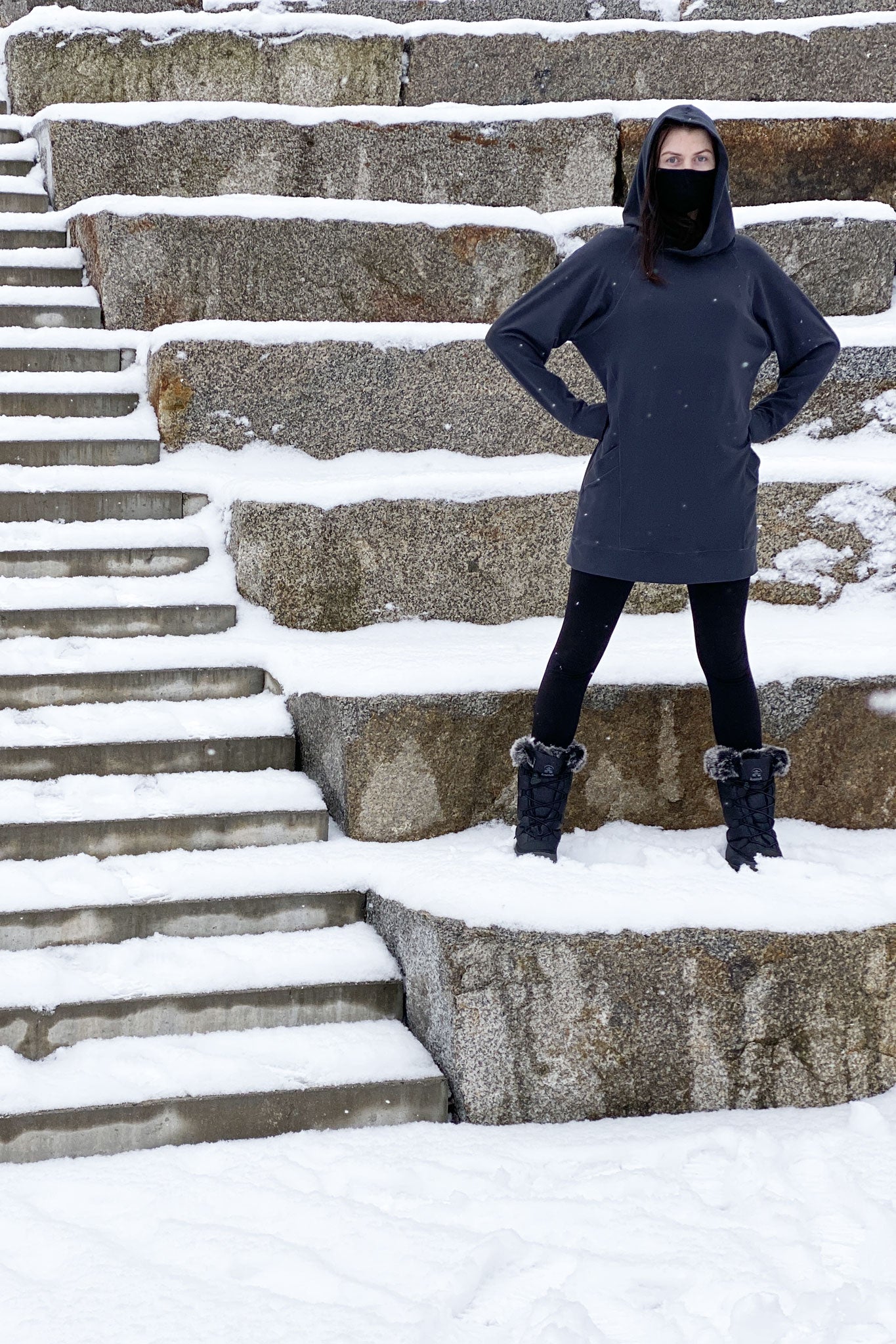 maeve hooded pullover in carbon