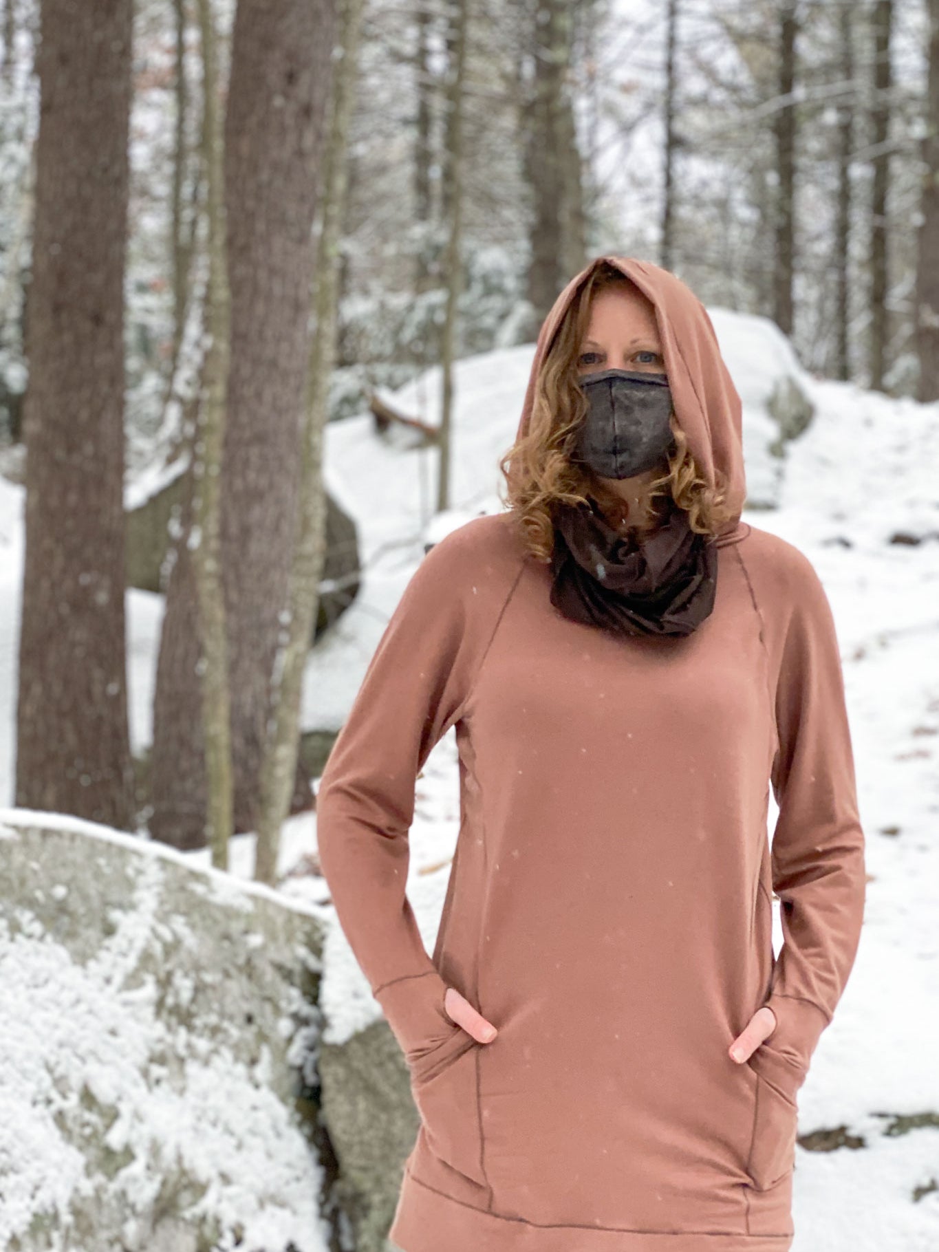 maeve hooded pullover in cedar