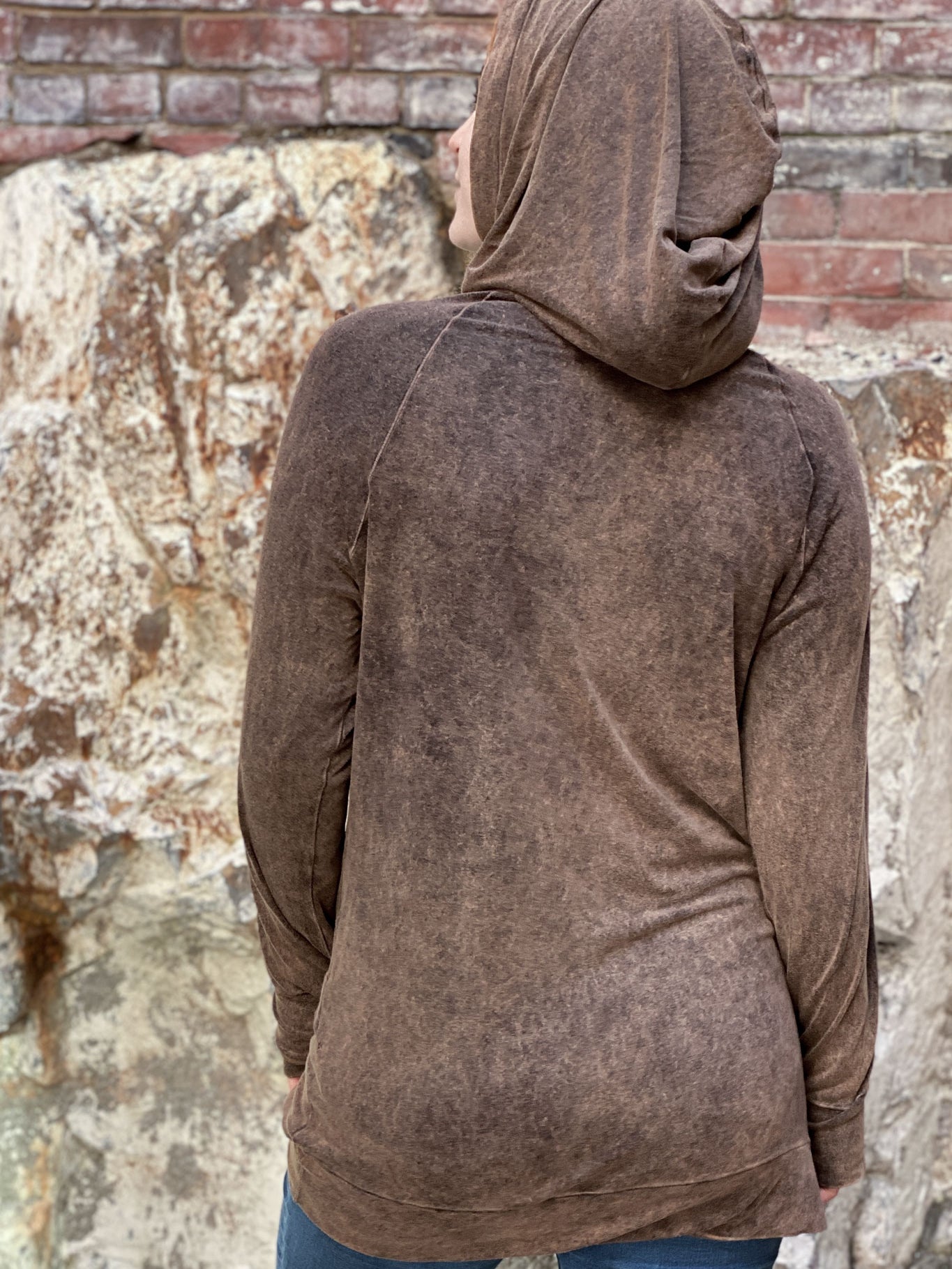 maeve hooded pullover in cedar mineral