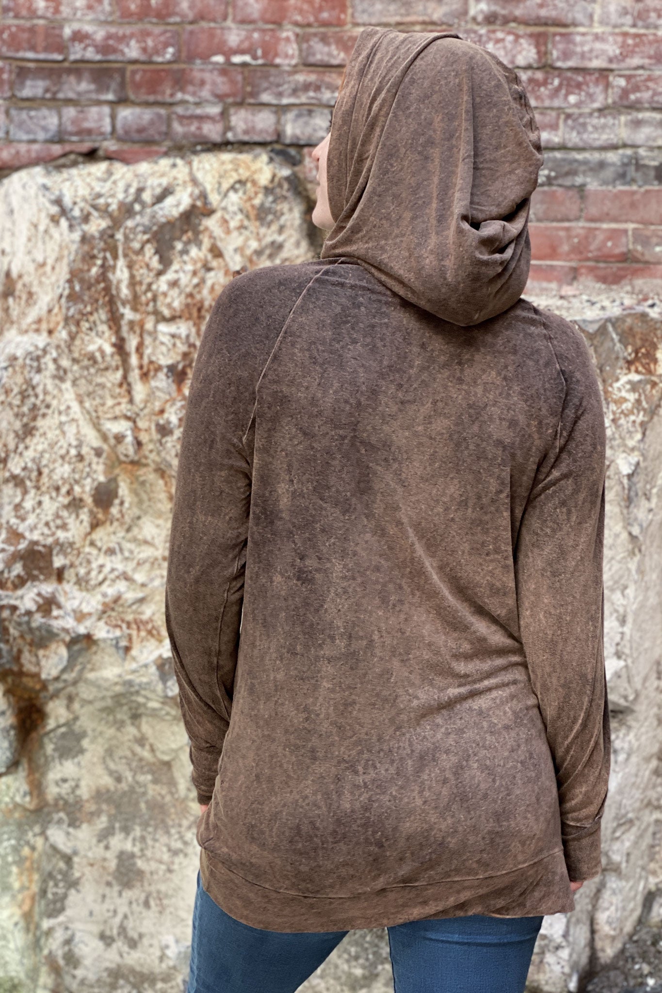 maeve hooded pullover in cedar mineral