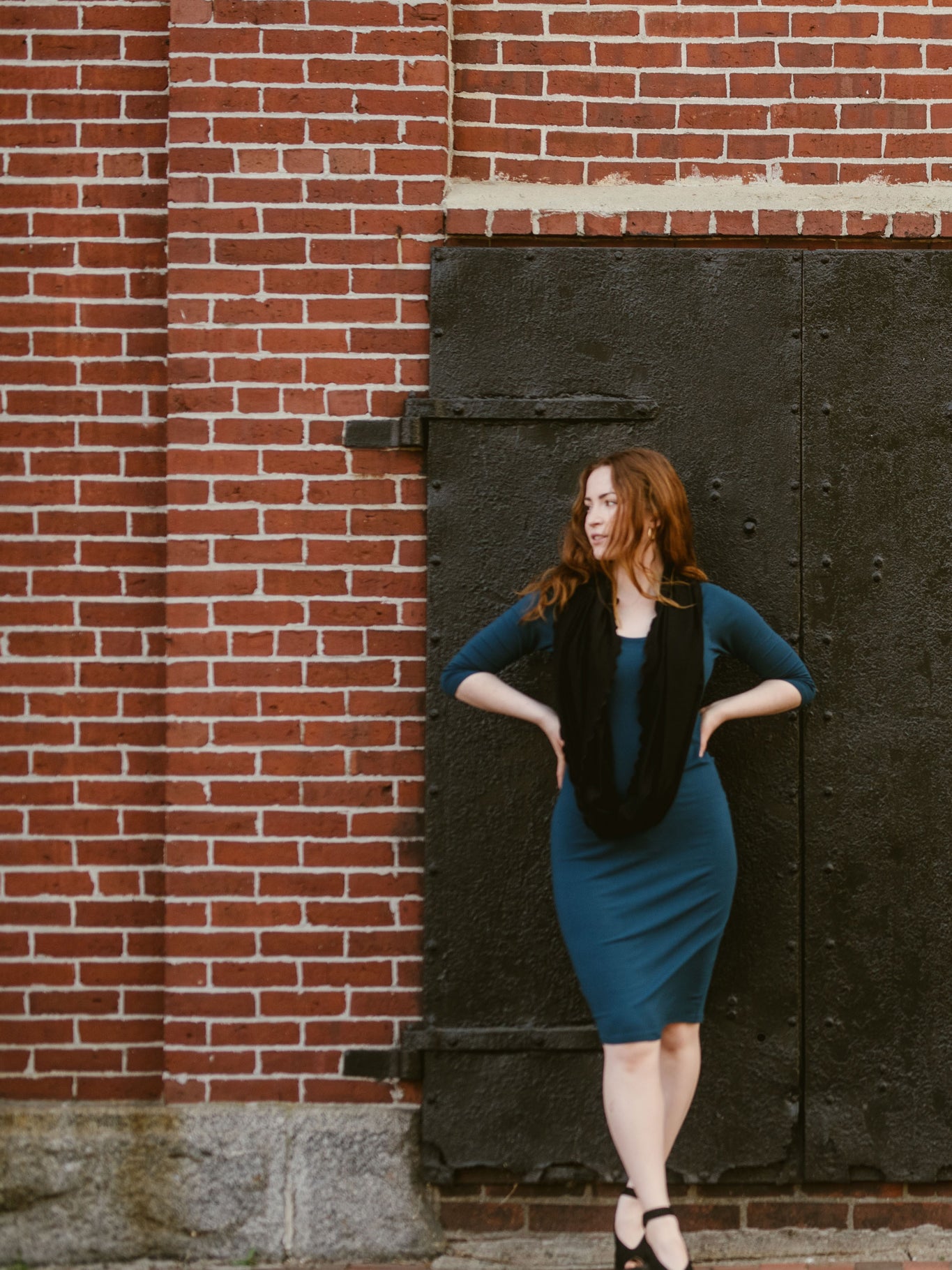 noble elegant dress in lagoon with black loop around neck