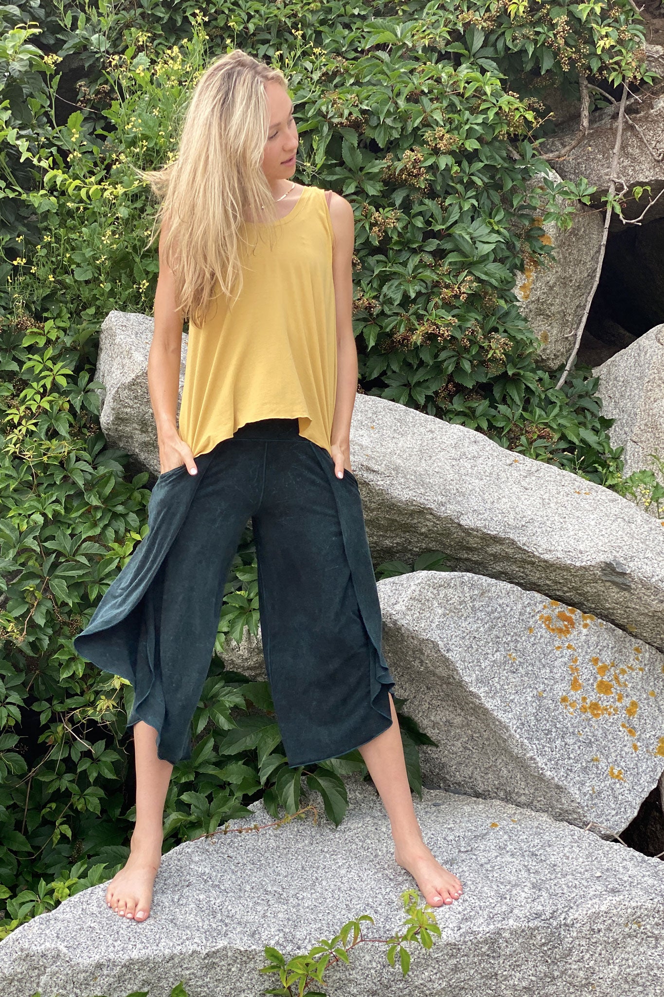 suger petal pant in blue mineral