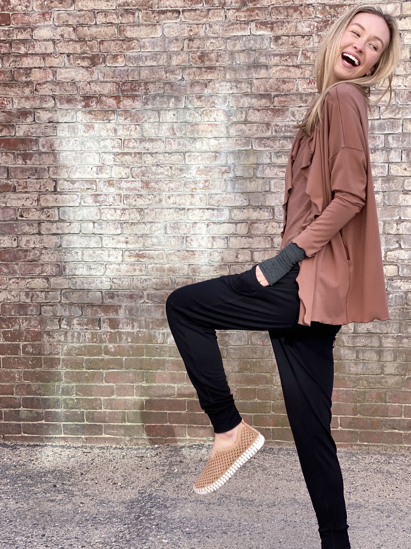 suger black terry jogger + cedar river jacket