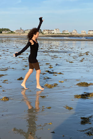 hiker in peat bamboo + black core