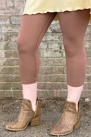cedar capri base leggings