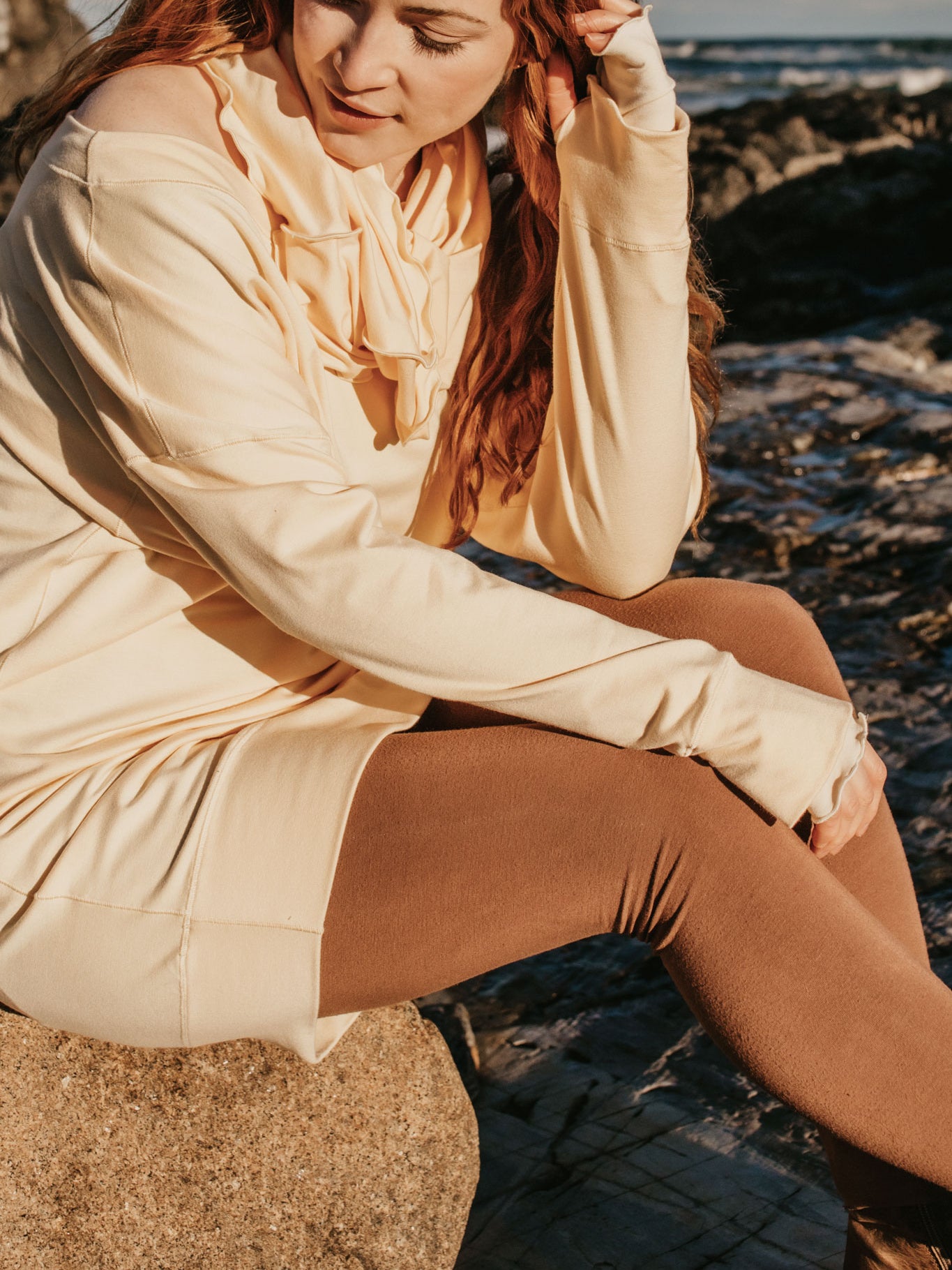 welder pullover in butter + cedar base legging