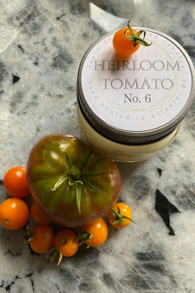 lapin soy candle in the scent heirloom tomato