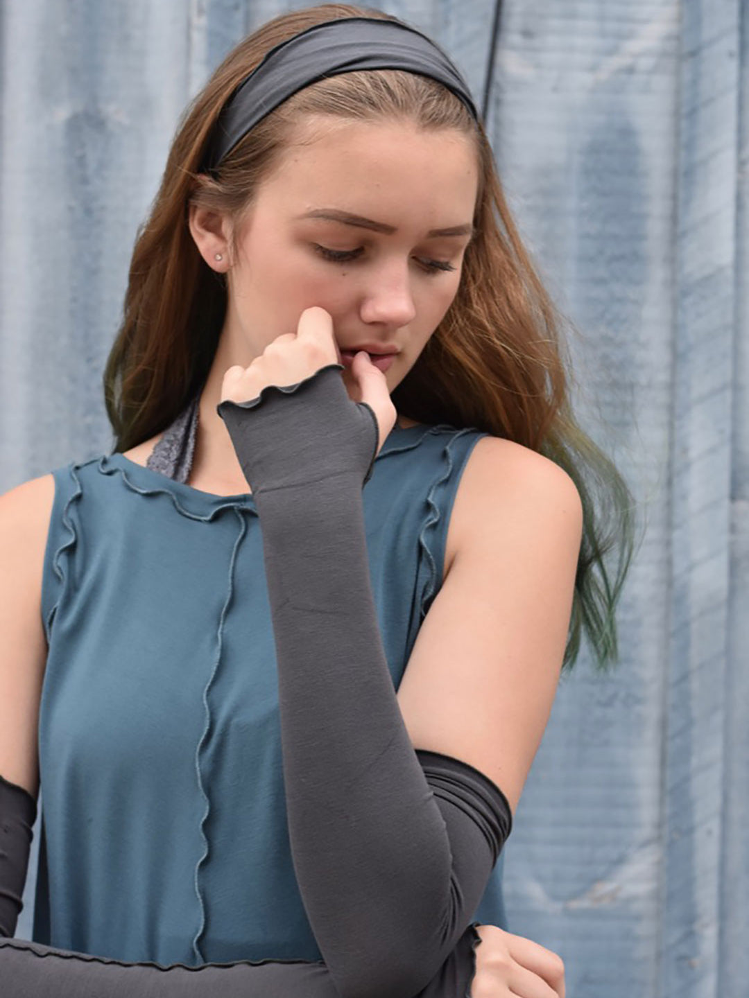 angelrox opera sleeves in iron with the shift tunic in ocean