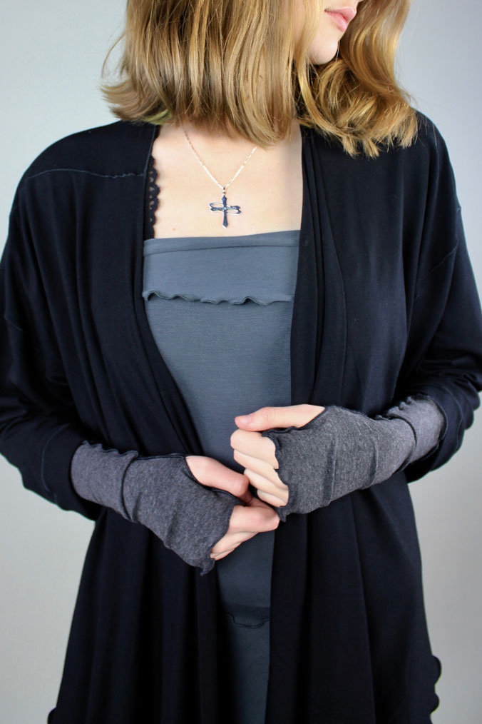 aria sleeves in charcoal