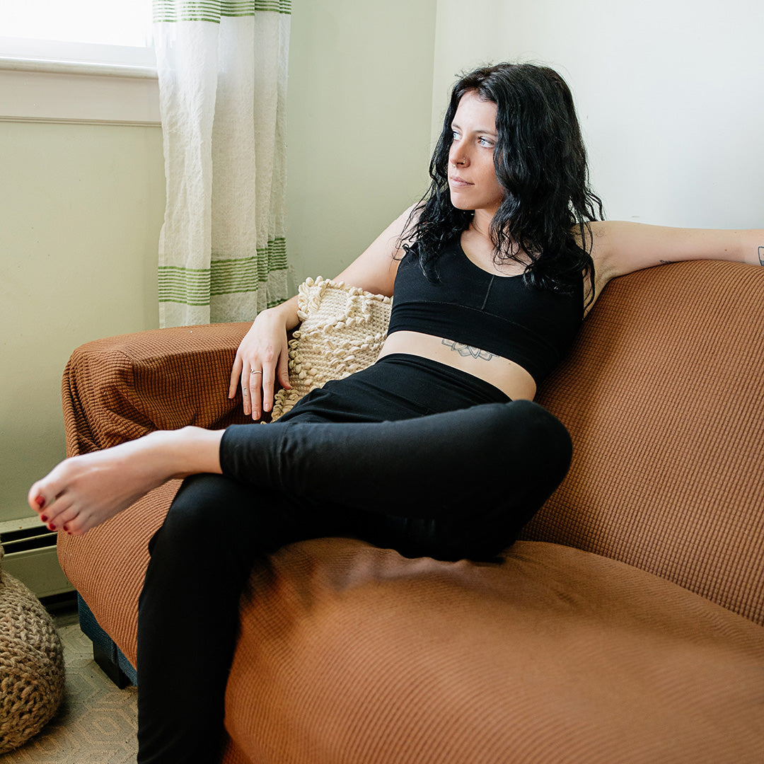 jogger sweatpant in black with balance bra in black