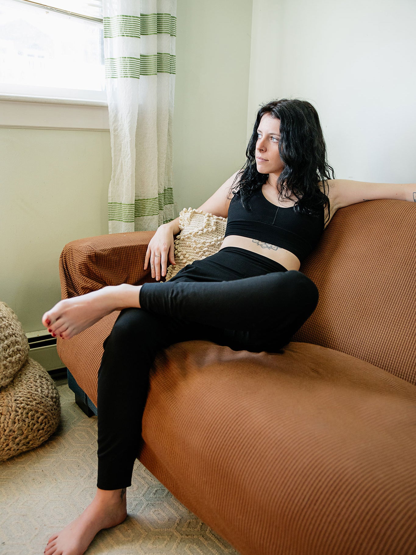 jogger sweatpant in black with black balance bra