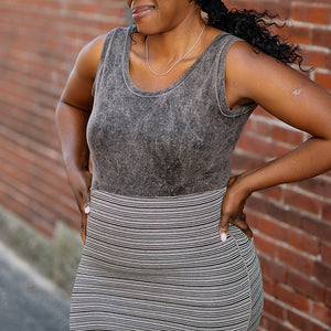 suger® core tank in mineral styled with earth lady flirt