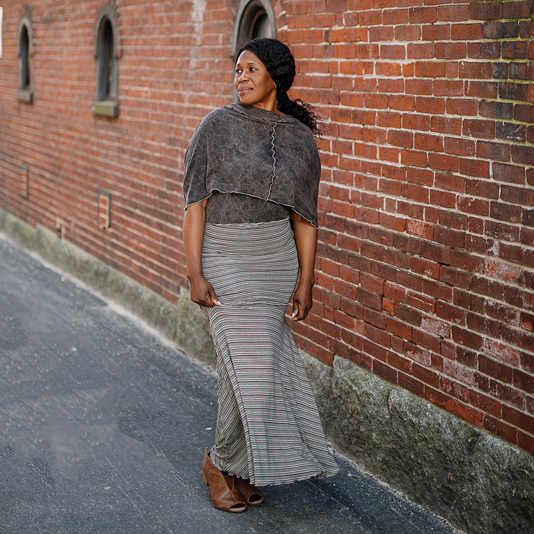 lady flirt in earth stripe styled with mineral loop