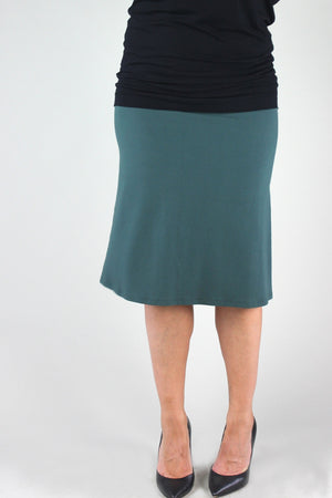 spruce root skirt - elegance in comfort