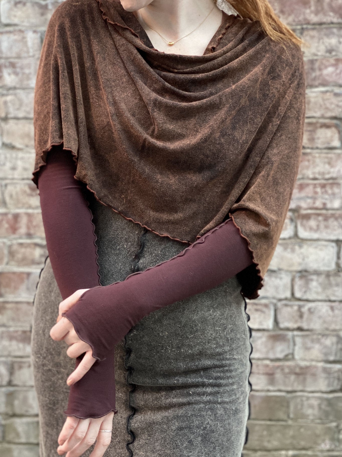 angelrox opera sleeves in wine with cacao mineral loop shawl