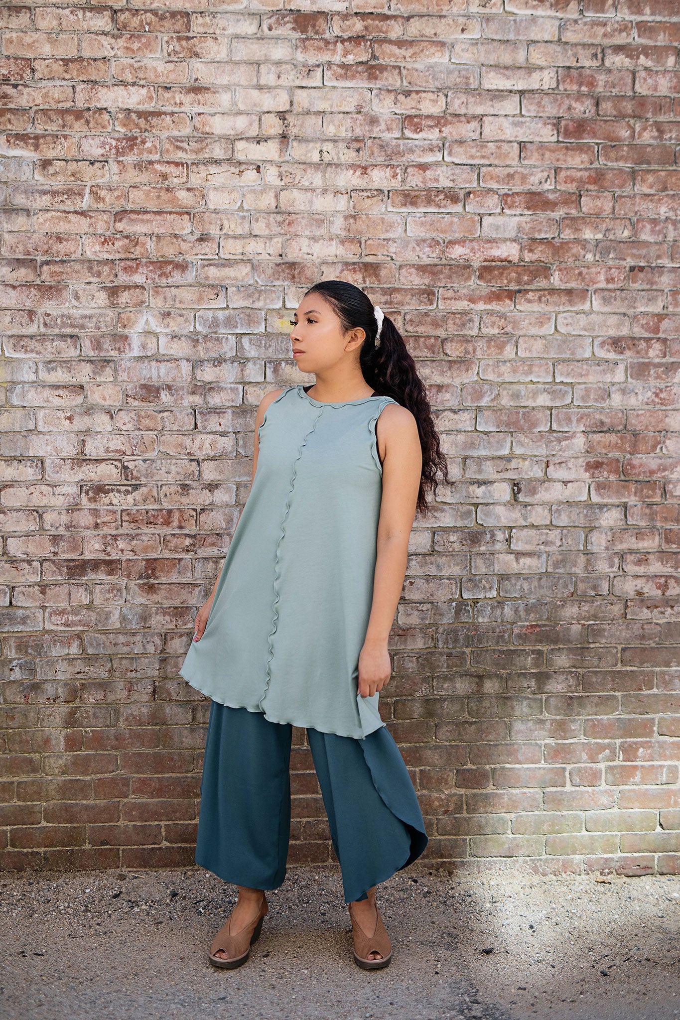 petal pant in ocean paired with shift tank in glass worn reversed 