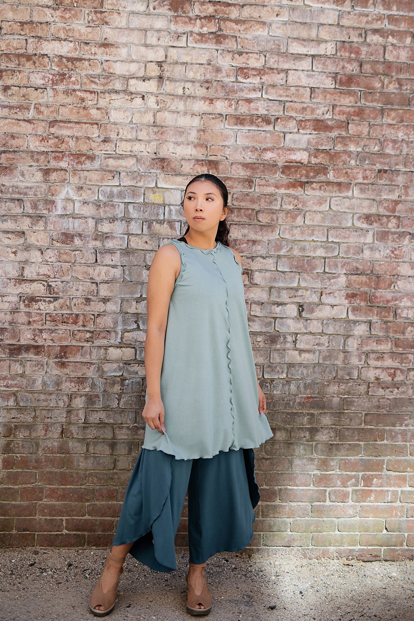 petal pant in ocean paired with shift tank in glass worn reversed 