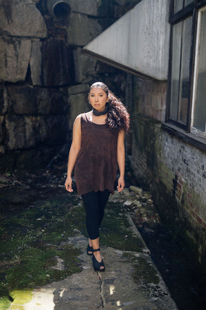 shift tunic in lush mineral paired with capri base legging in black