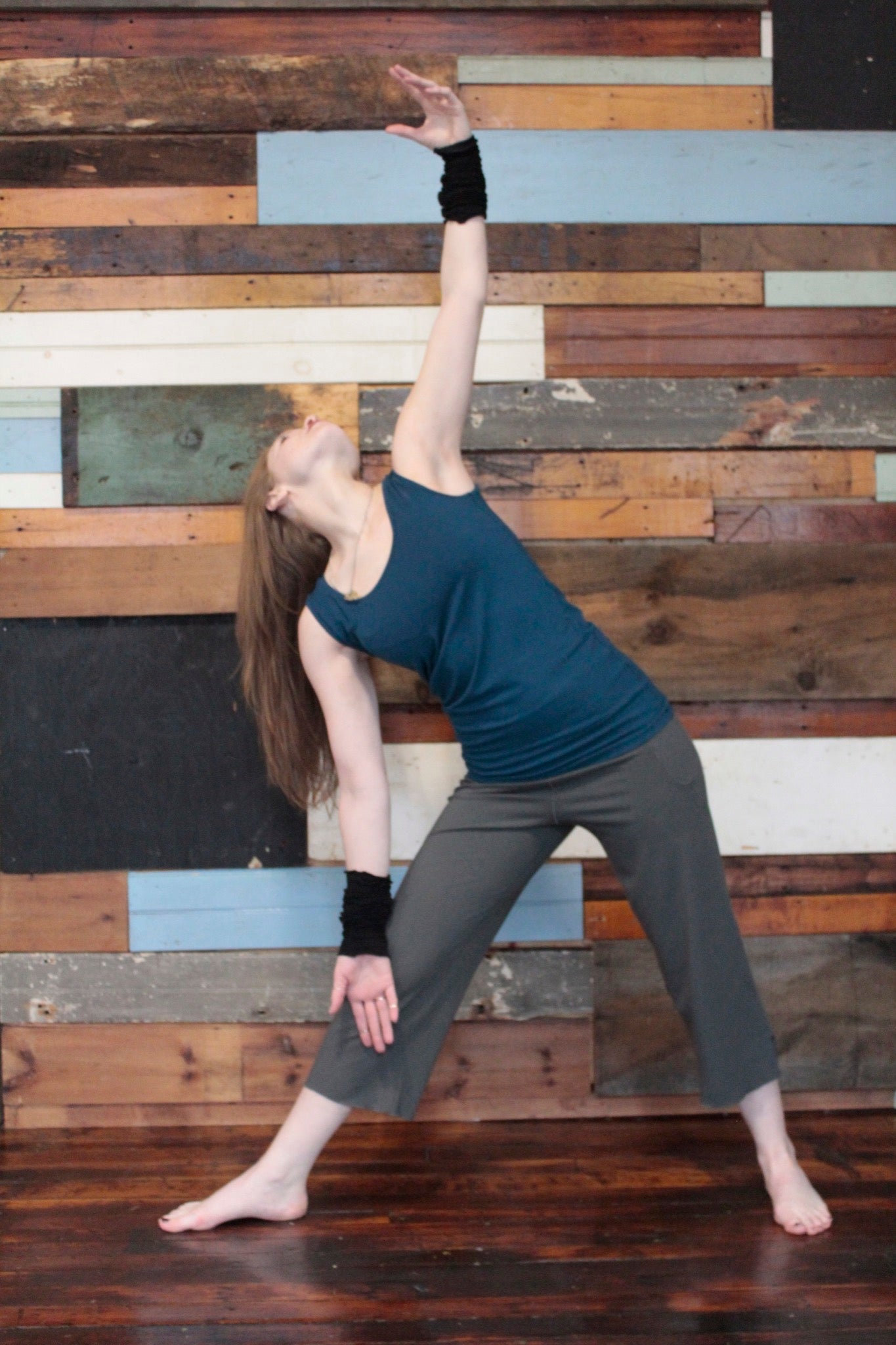 lagoon core tank with iron kick pant + black aria sleeves